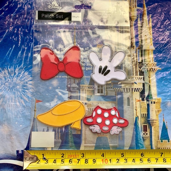 Disney Iron On Minnie Mouse Patch Set - Picture 3 of 4